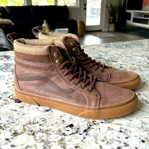 Men’s Vans brown leather size 10.5